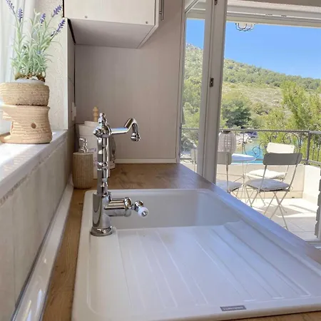 度假居 Blue Serenity Retreat In Zut, Island Of Kornati Otocic Svrsata Mala