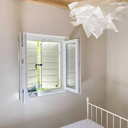 Blue Serenity Retreat In Zut, Island Of Kornati