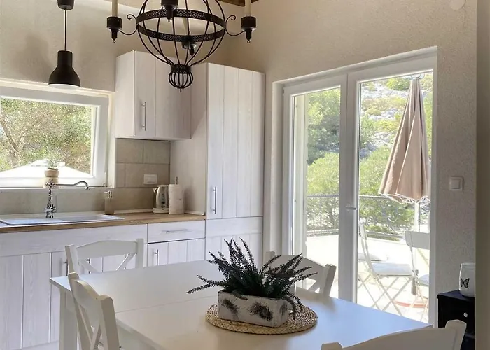 Lewina House Private Cove On Kornati Island